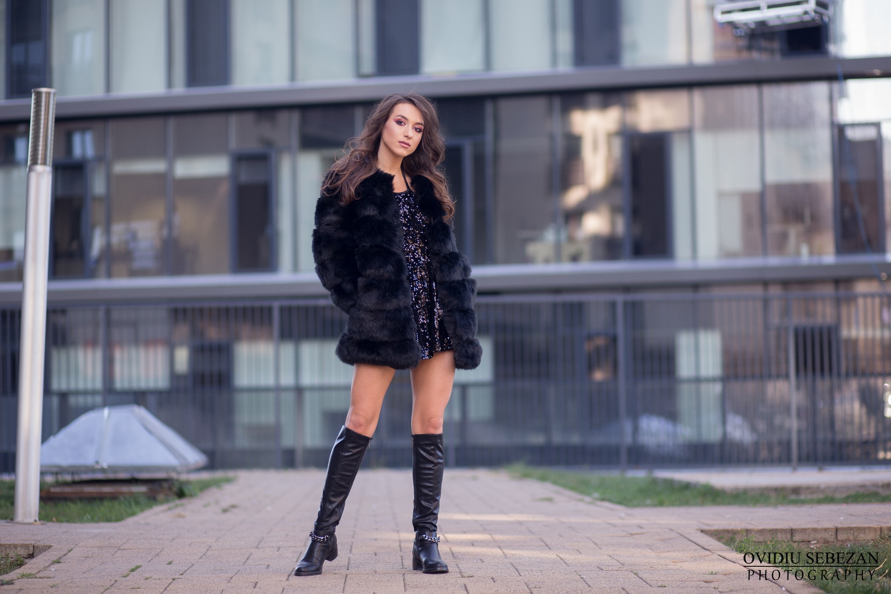 Dora negru 3
